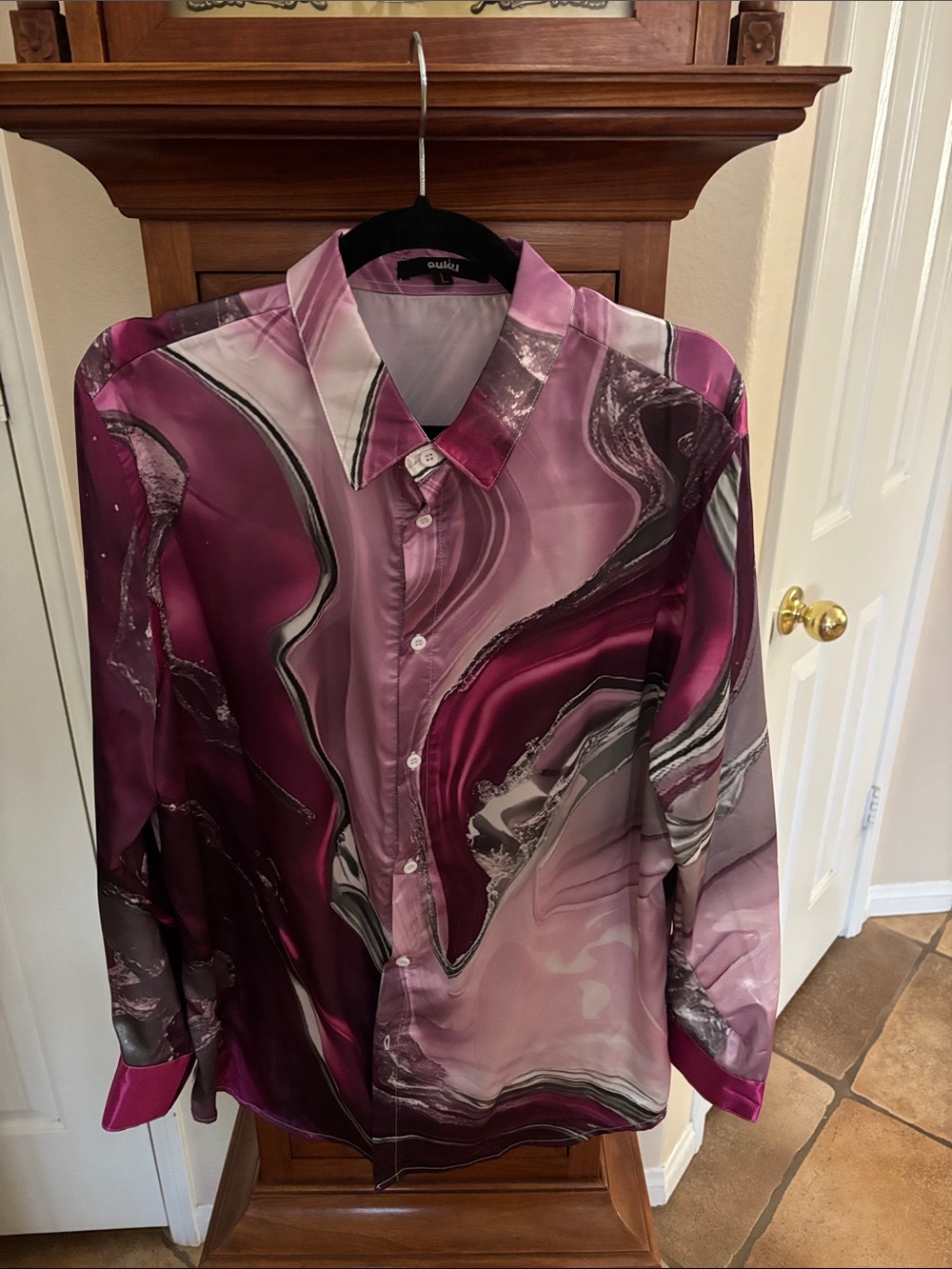 Ollio Men's Swirl-Print Button-Down Shirt in Pink and Black